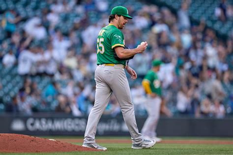 Oakland A’s complete winless trip with 3-2 loss in Seattle